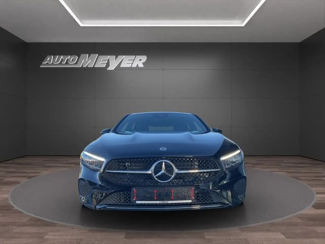 Mercedes-Benz A 200 Progressive