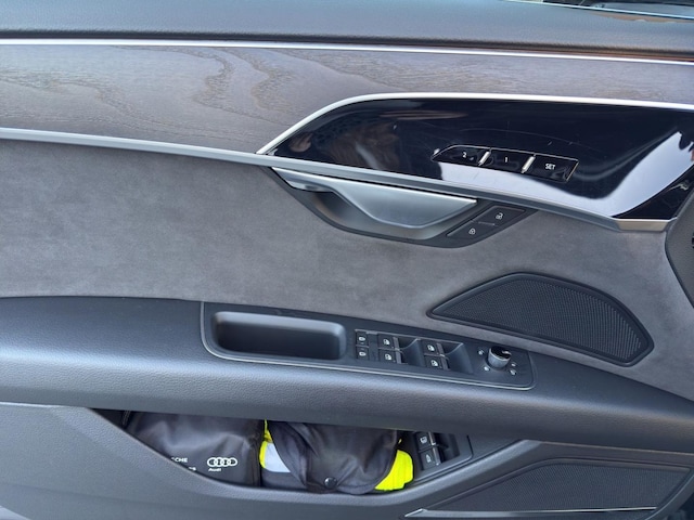 Audi A8 60 TFSI Hybride Quattro