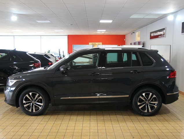 Volkswagen Tiguan 2.0 TDI DSG, Panorama,Navi,Sitzhzg...