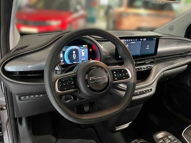 Fiat 500 42kWh mit Navi*PDC*RFK*ACC