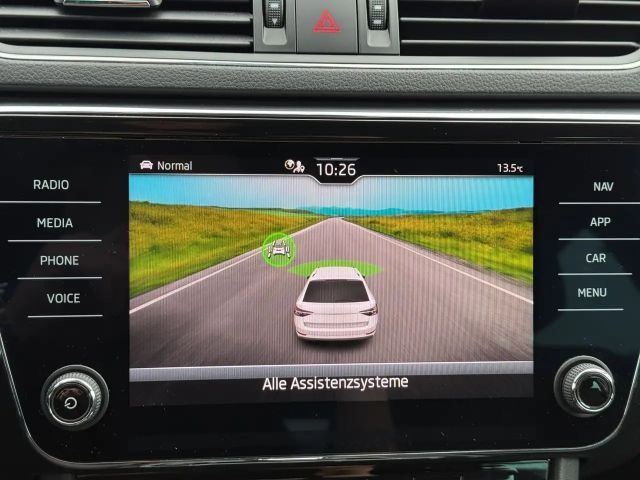 Skoda Superb Ambition Combi iV