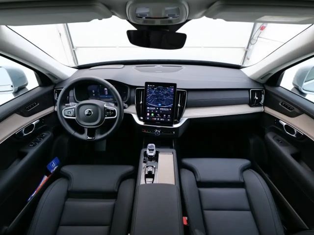 Volvo XC90 AWD Plus T8