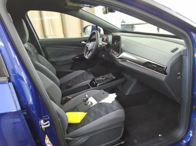 Volkswagen ID.4 Sonderleasing! AHK ACC Wärmep Sitzh. IQlight PDC