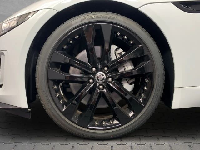 Jaguar F-Type Coupe P300