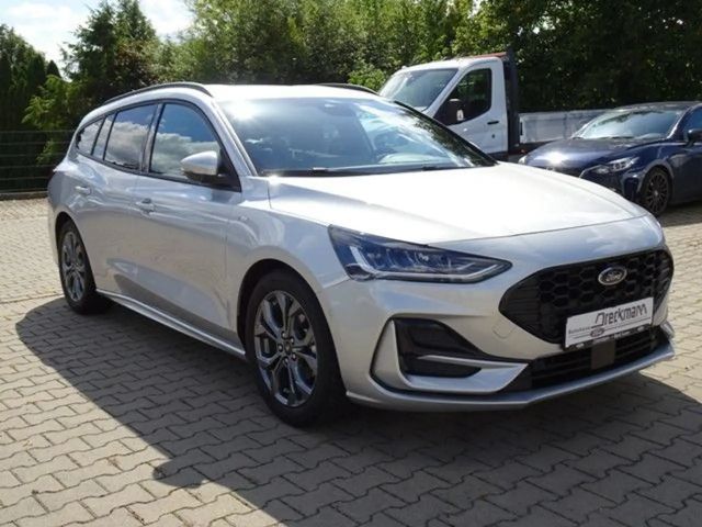 Ford Focus ST Line Wagon