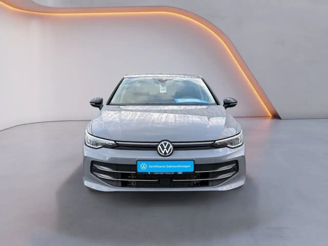 Volkswagen Golf 1.5 TSI