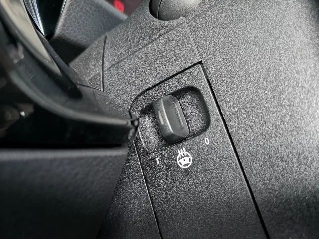 Mercedes-Benz B 200 Progressive Sedan