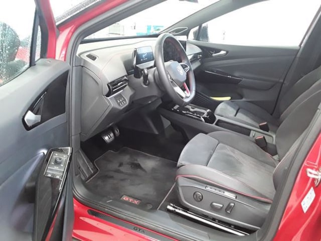 Volkswagen ID.5 340PS 4M NP.77T ACC.5J-G.WÄRMEPUMPE.AHK.AREA-VIEW.NAVI.HARMAN.HUD.PANO