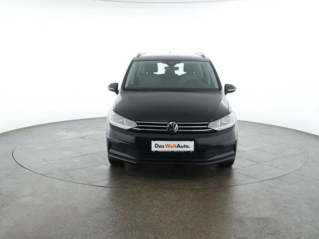 Volkswagen Touran Life