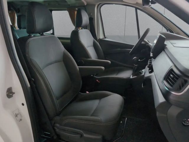 Renault Trafic Combi Life