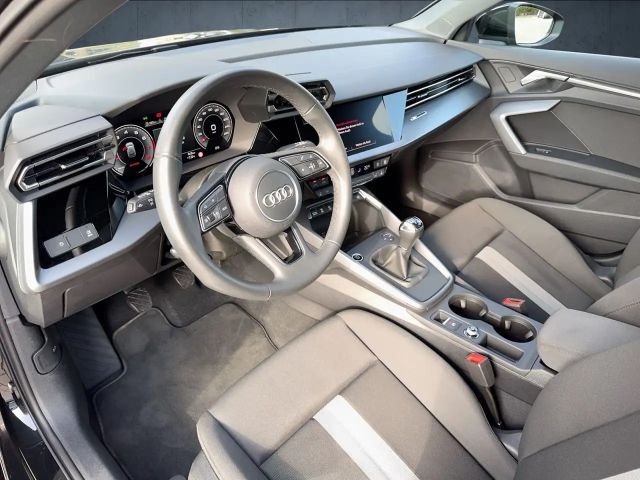 Audi A3 30 TFSI Sedan