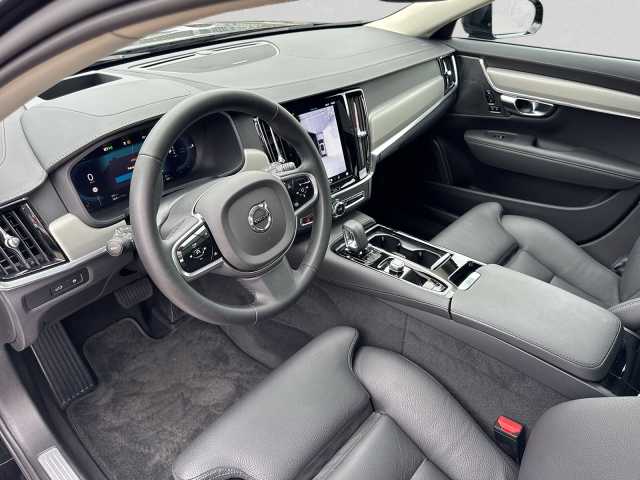 Volvo V90 AWD Dark Plus T6