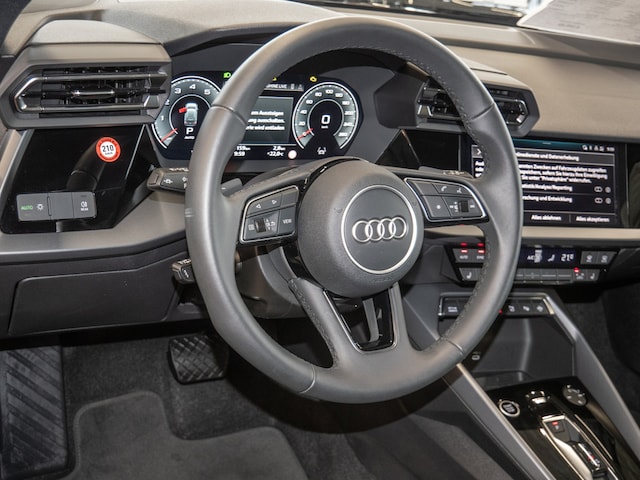 Audi A3 35 TFSI S-Line S-Tronic Sportback