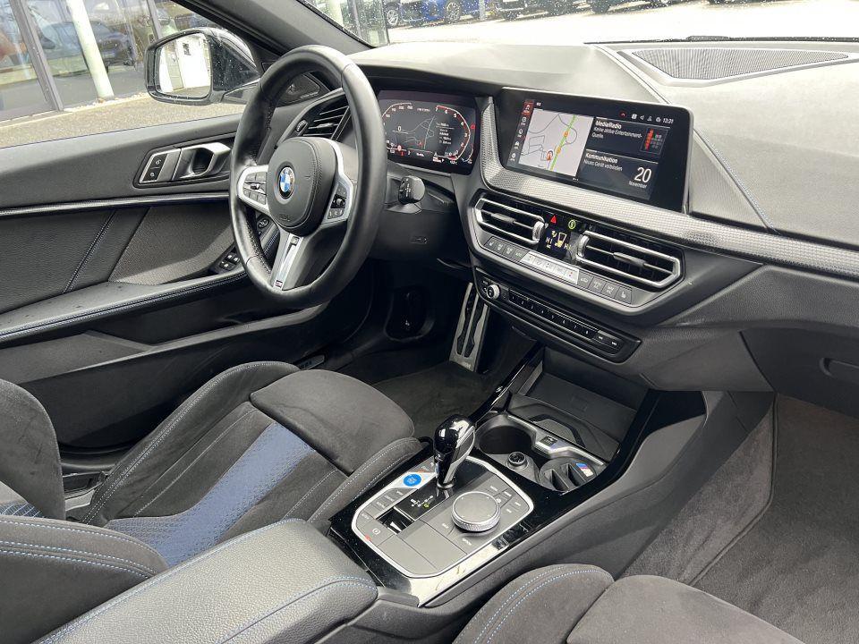 BMW M135i 5-deurs xDrive