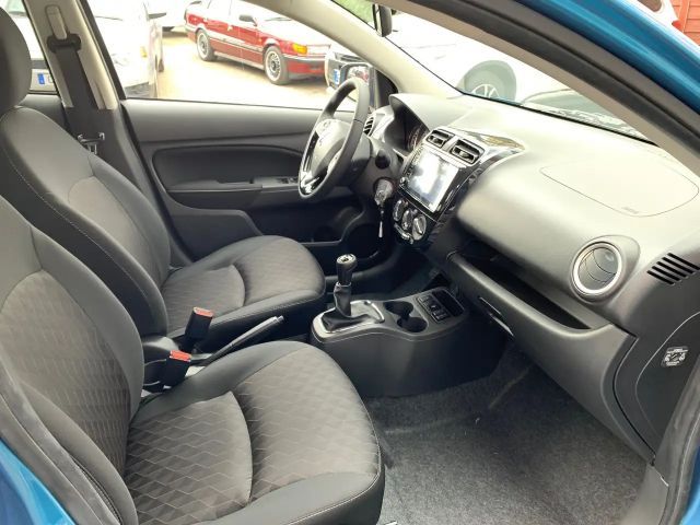 Mitsubishi Space Star Star