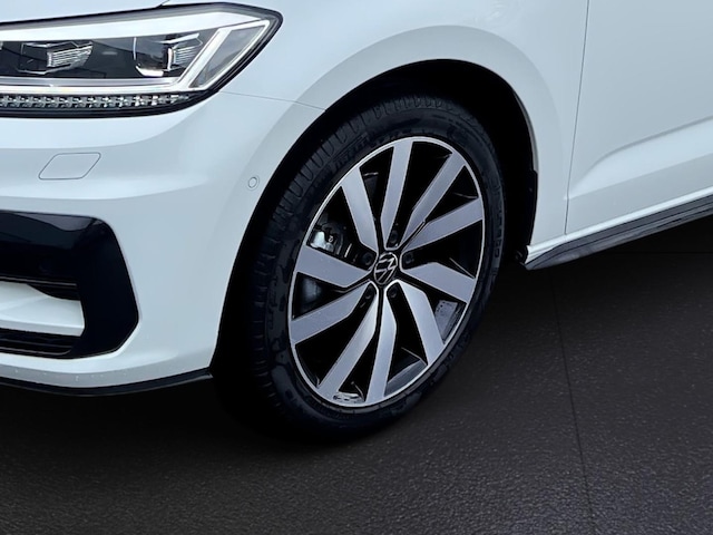 Volkswagen Touran 1.5 TSI DSG R-Line