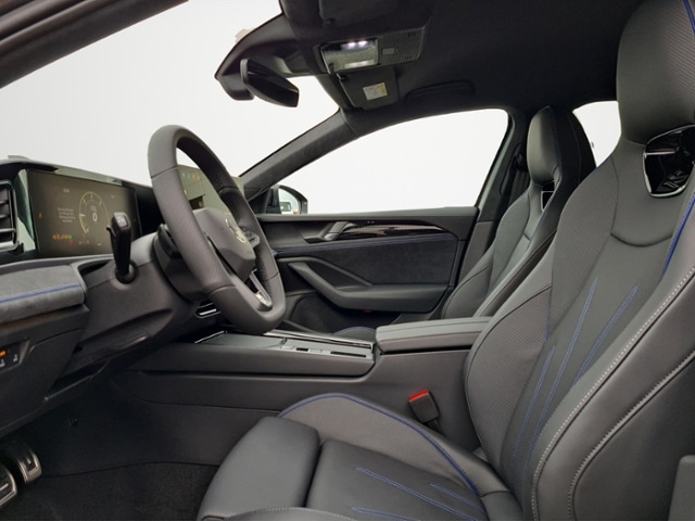 Volkswagen Passat 2.0 TDI DSG R-Line