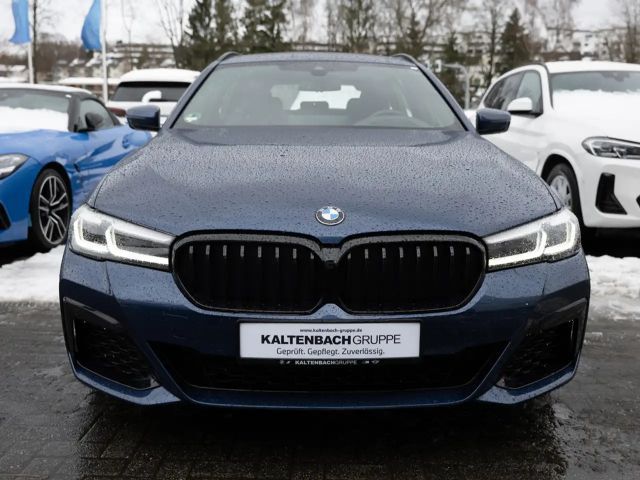BMW 530 530d M-Sport Touring xDrive