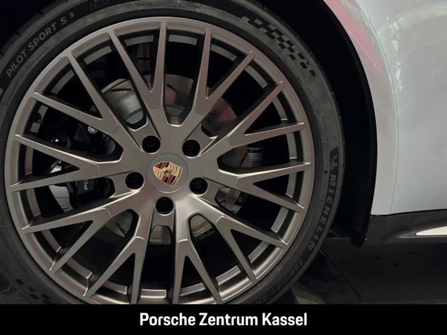 Porsche Panamera 4 E-Hybrid