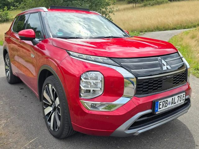 Mitsubishi Outlander 4WD PHEV