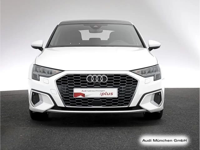 Audi A3 40 TFSI Hybride S-Tronic Sedan