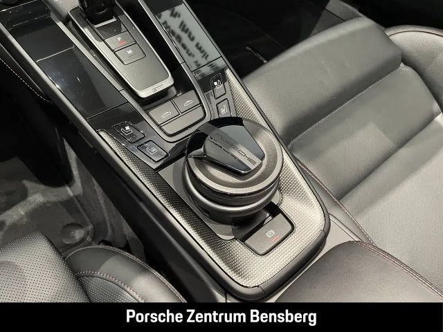 Porsche 992 4 Cabrio GTS Targa