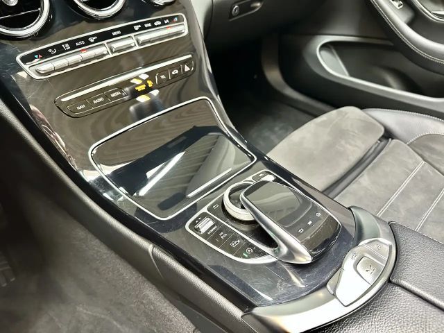 Mercedes-Benz C 200 AMG Line Cabriolet