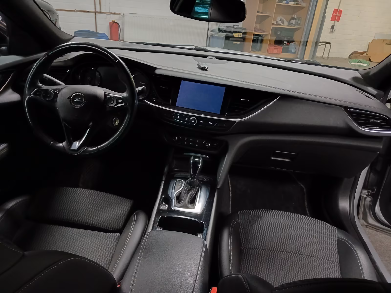 Opel Insignia Elegance Sports Tourer