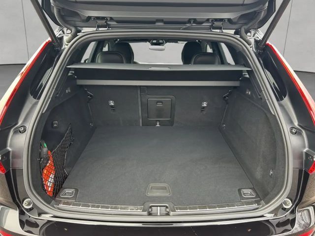 Volvo XC60 Dark Plus