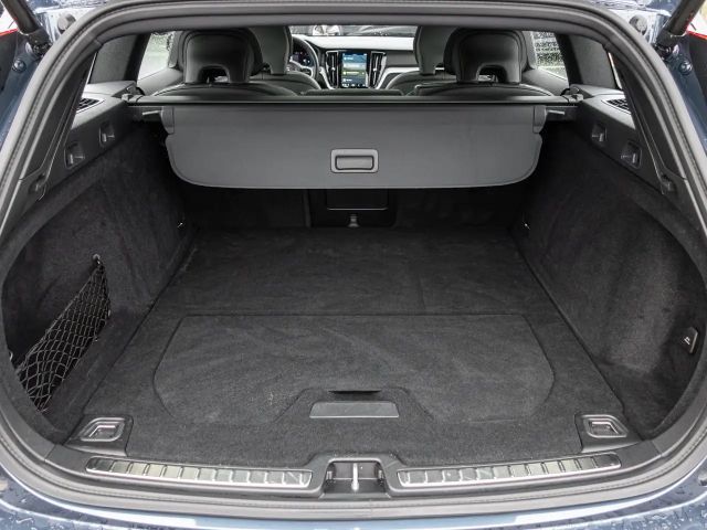 Volvo V60 Cross Country AWD Plus