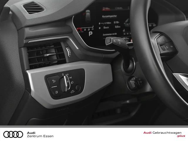 Audi A4 35 TFSI Avant S-Tronic