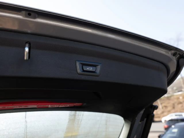 BMW 118 118i M-Sport Sedan