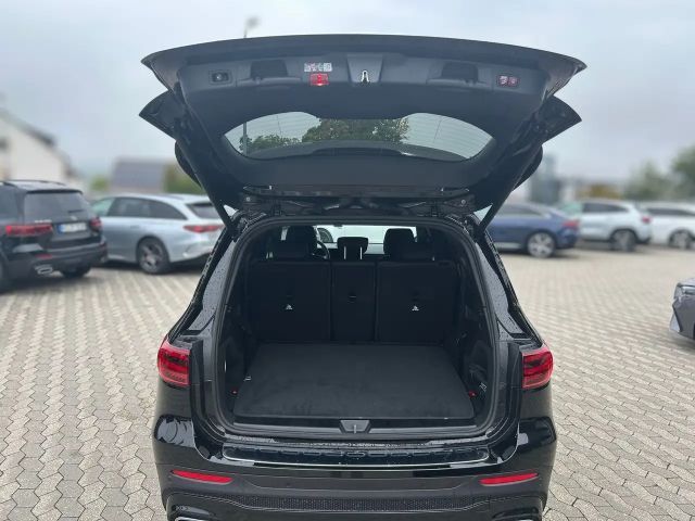 Mercedes-Benz GLB 200 AMG Line