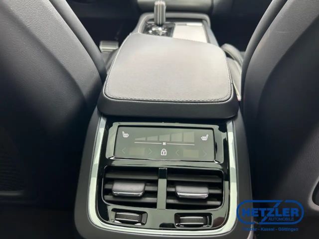 Volvo XC90 AWD R-Design Recharge