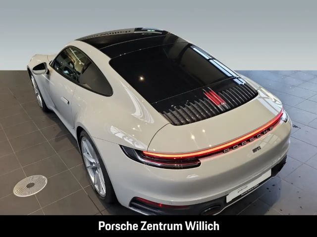 Porsche 992 Carrera Coupé