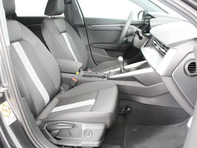 Audi A3 30 TFSI Sedan