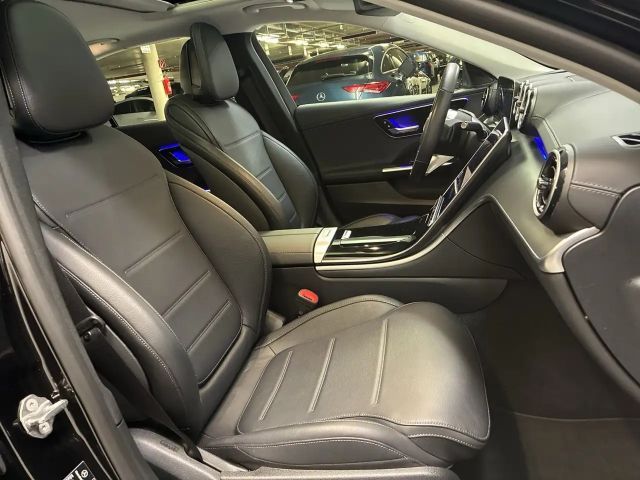 Mercedes-Benz C 220 C 220 d Sedan