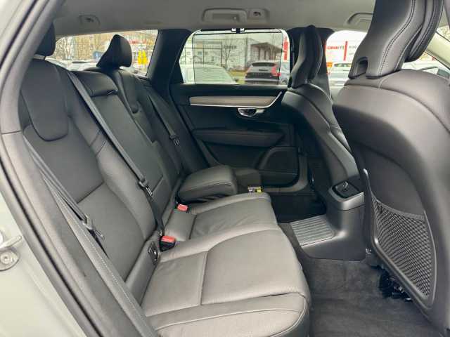 Volvo V90 AWD Dark Plus Recharge T6