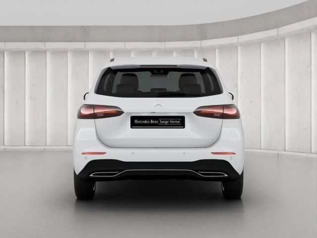 Mercedes-Benz B 200 Progressive Sedan