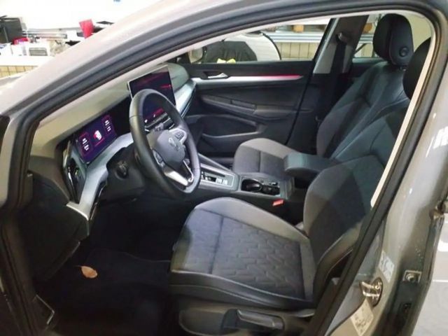 Volkswagen Golf 1.5 eTSI DSG Golf VIII