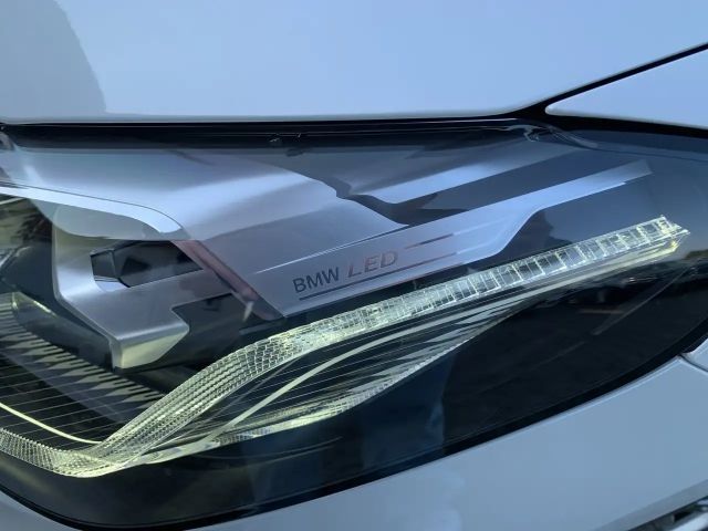 BMW 220 220i Active Tourer