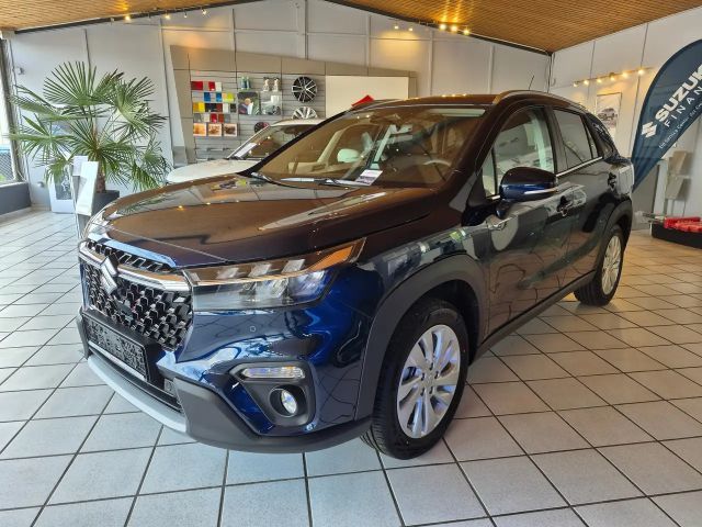 Suzuki S-Cross Hybrid