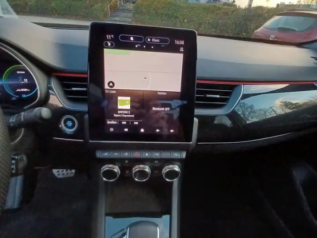 Renault Arkana E-Tech Hybrid RS