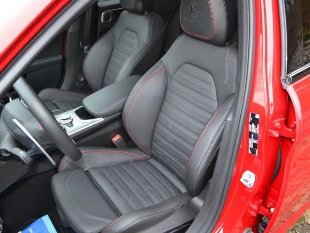 Alfa Romeo Giulia Q4