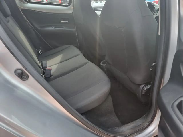 Toyota Aygo X 1.0 VVT-i Play