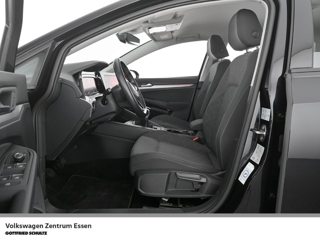 Volkswagen Golf Life Variant