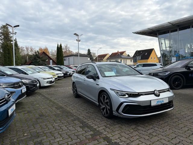 Volkswagen Golf DSG R-Line Variant