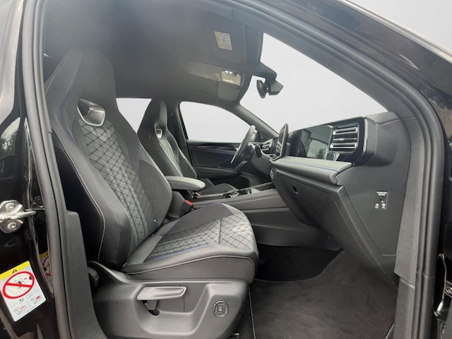 Volkswagen Tiguan IQ.Drive R-Line Style