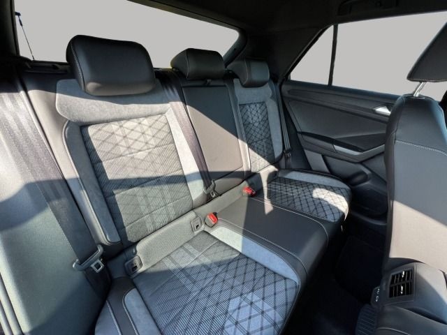 Volkswagen T-Roc 1.5 TSI DSG R-Line