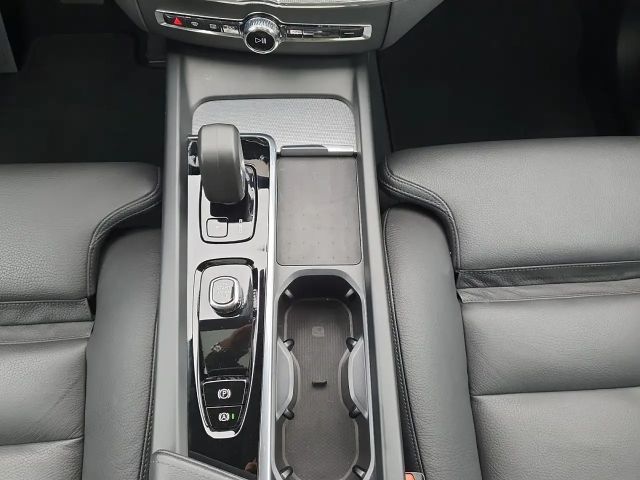 Volvo XC60 AWD Dark Plus T6